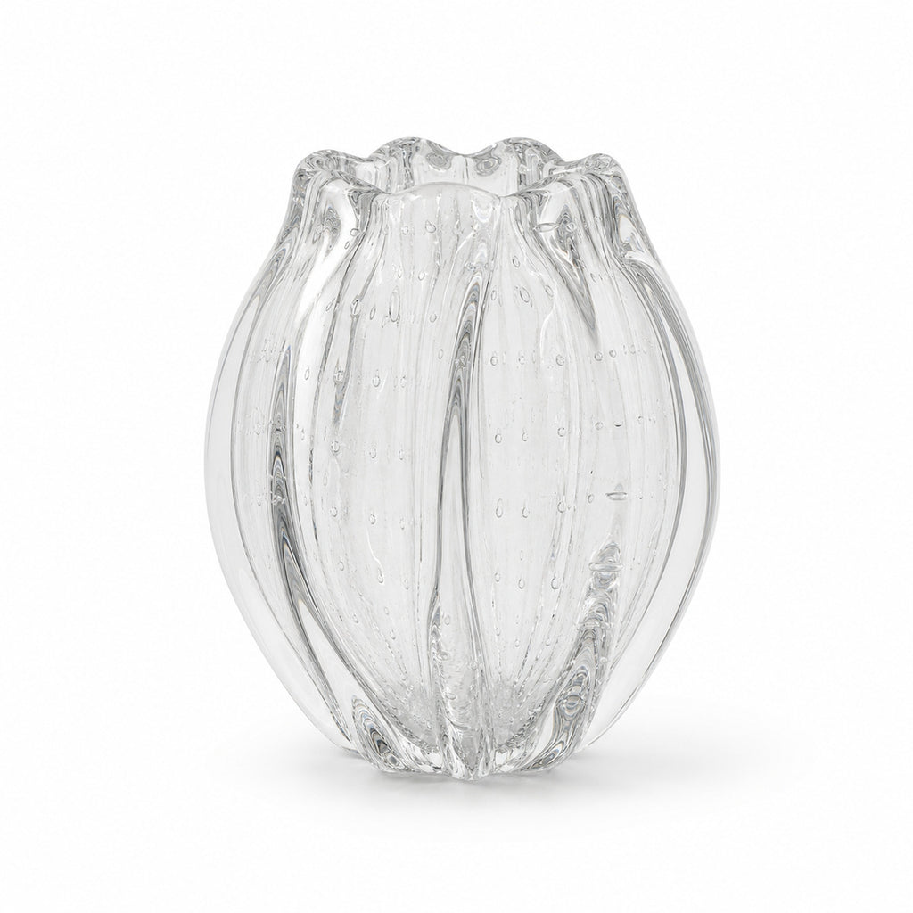 Onda Vase Calyx: Clear glass vase with textured design and petal form opening